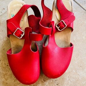 Lotta From Stockholm Red Leather Clogs Mules